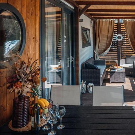 Hotel Croatia Camp Premium Vodice Esterno foto