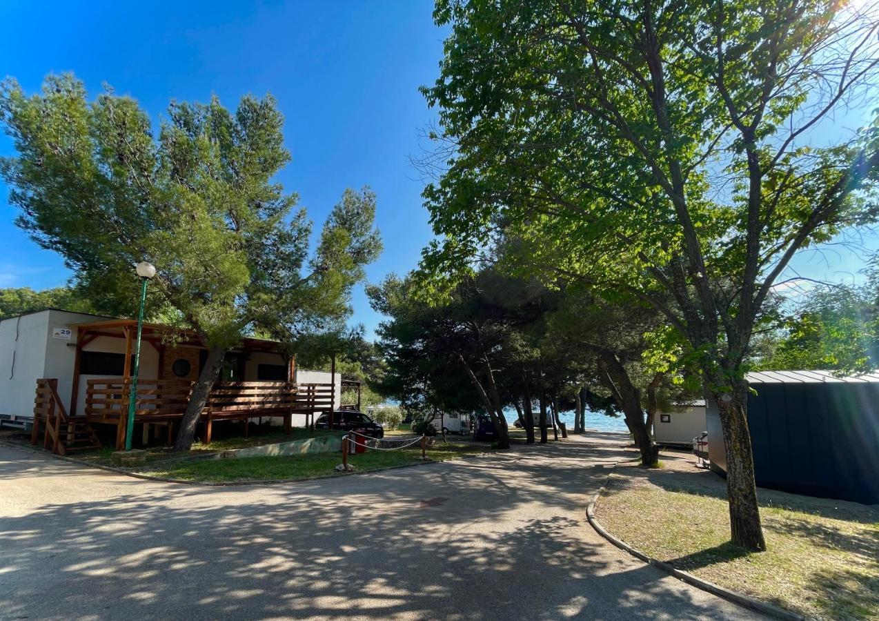 Hotel Croatia Camp Premium Vodice Esterno foto