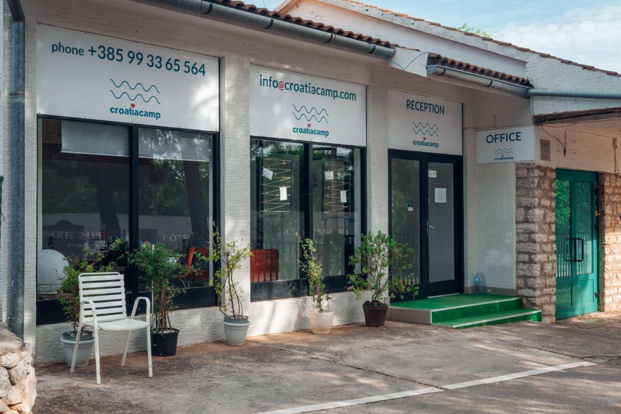 Hotel Croatia Camp Premium Vodice Esterno foto