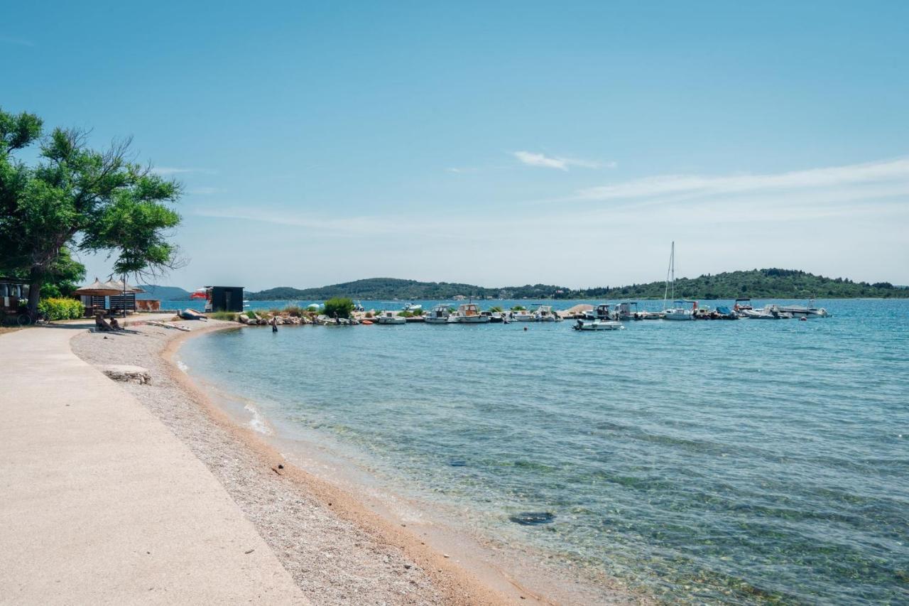 Hotel Croatia Camp Premium Vodice Esterno foto