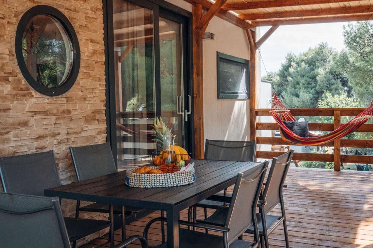 Hotel Croatia Camp Premium Vodice Esterno foto