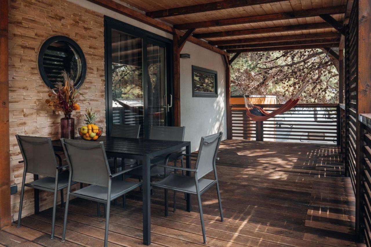 Hotel Croatia Camp Premium Vodice Esterno foto